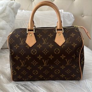Louis Vuitton Monogram Speedy 25 Authentic Excellent Condition +Lock/Key #445